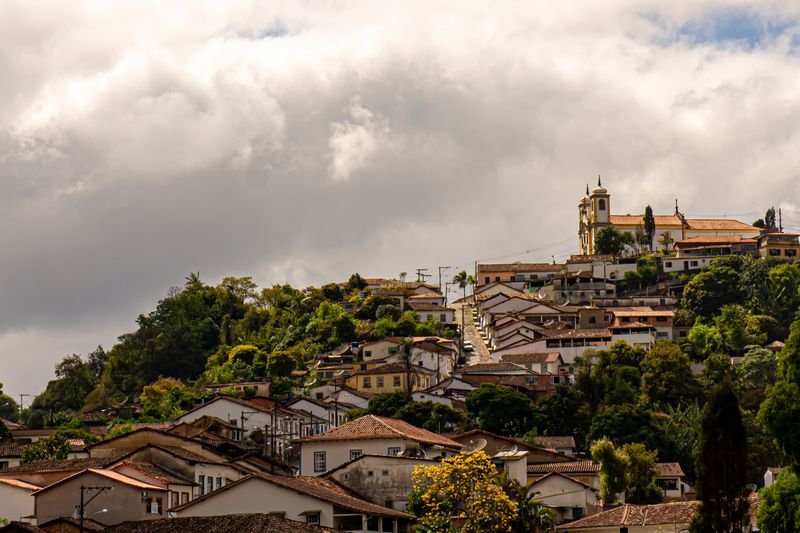 Como Escolher uma Empresa de Telhado Colonial em Nova Iguaçu